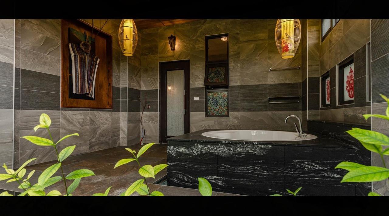 山花映水紅莊園民宿 Appartement Yuemei Buitenkant foto