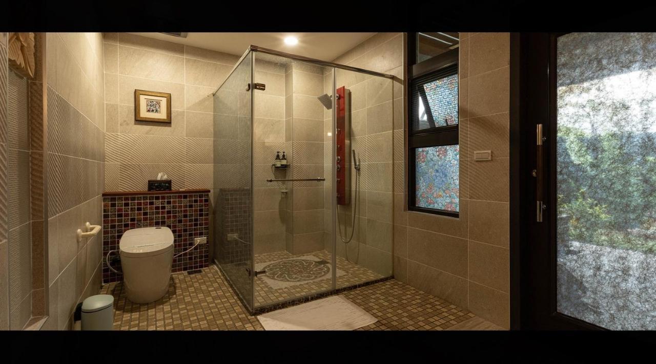 山花映水紅莊園民宿 Appartement Yuemei Buitenkant foto