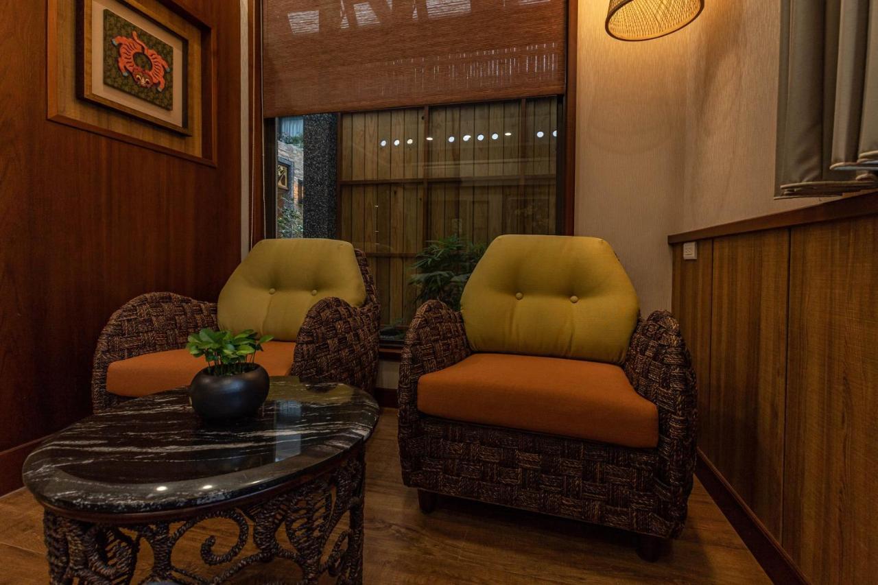 山花映水紅莊園民宿 Appartement Yuemei Buitenkant foto